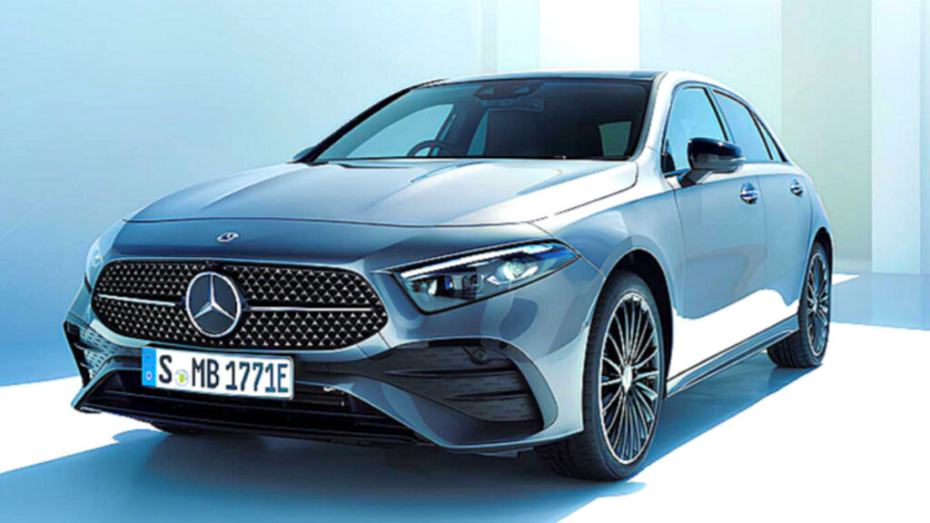 “2026년에 단종한다더니” … 벤츠 A 클래스 2028년까지 ‘생산 연장’, 이유는?