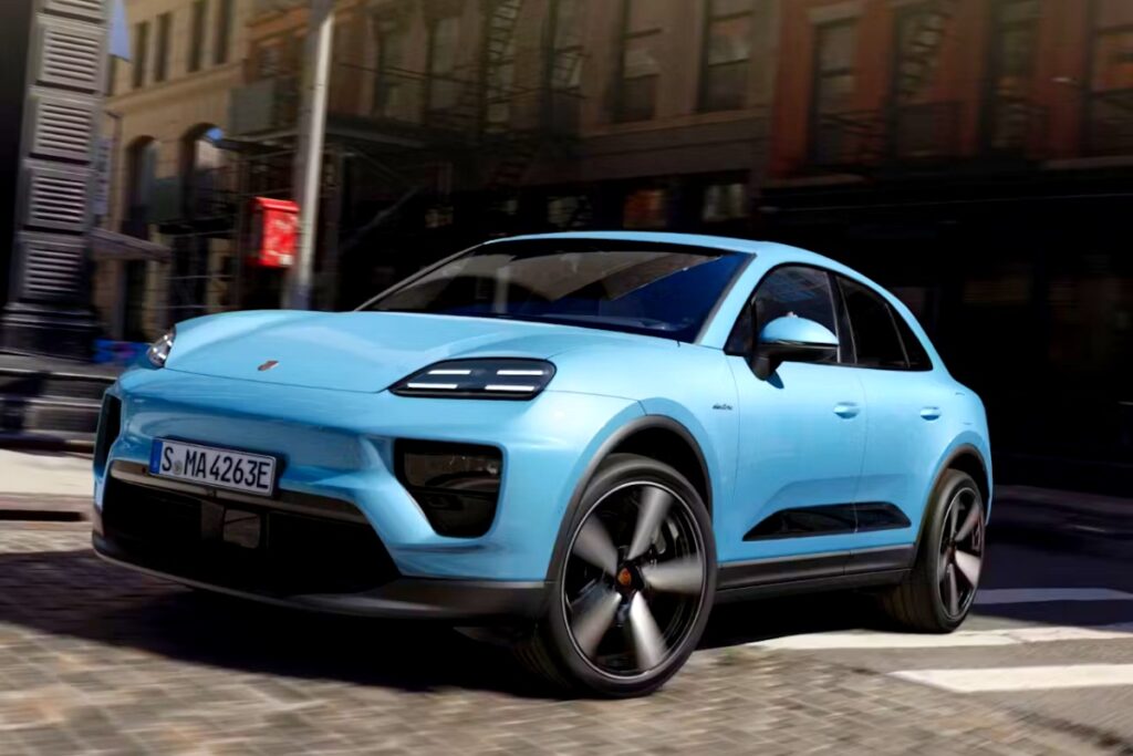 포르쉐 신모델 개발 플랫폼