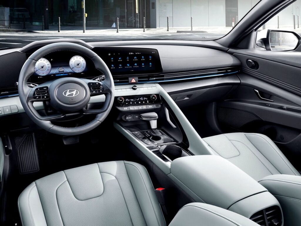 차세대 아반떼 예상도 외관