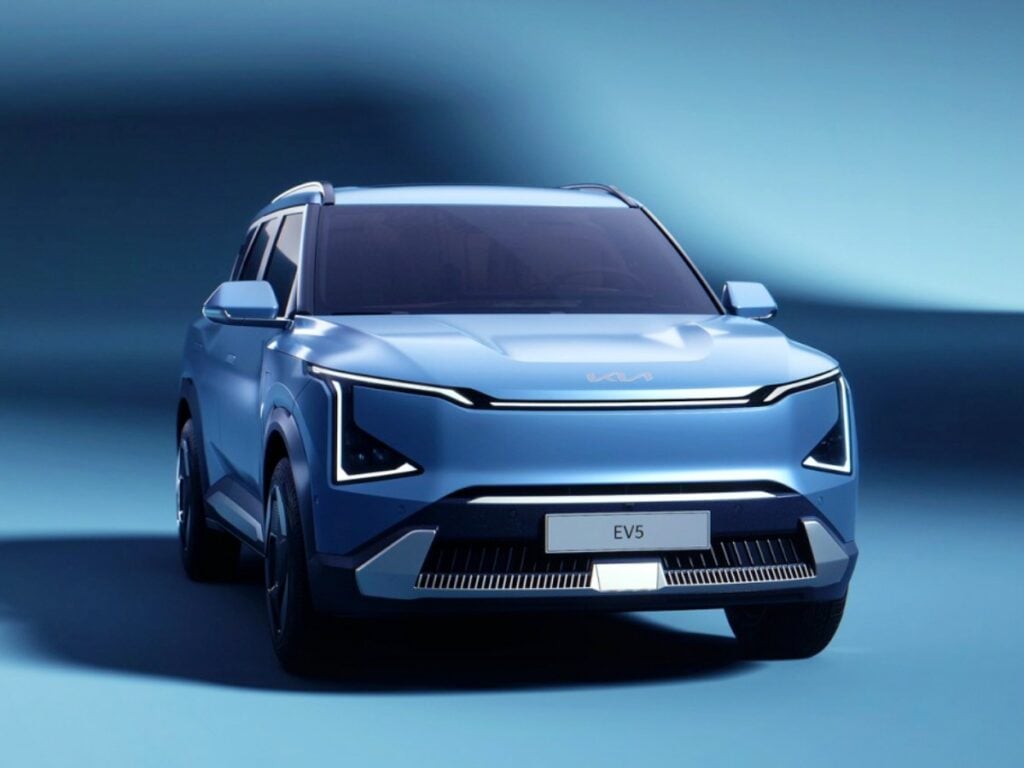 기아 EV5 전기 SUV 세련된 외관