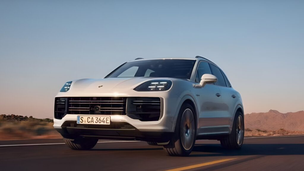 “포르쉐에는 전통과 혁신이 있다” .. 많은 사람들이 포르쉐 슈퍼카를 꿈꾸는 이유