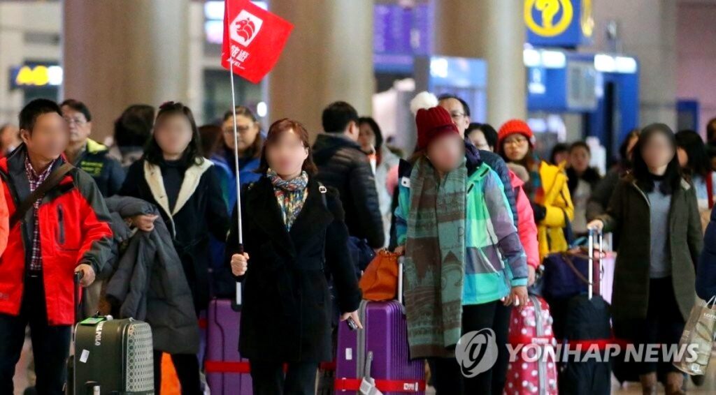 “중국 단체 관광객 무비자 입국 허용” … 800만 황금기 다시 오나, 정부 전격 발표에 ‘발칵’