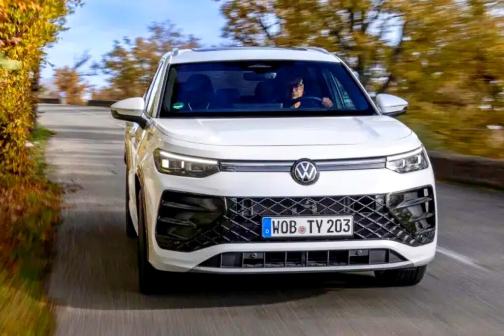 신형 타이론 e하이브리드 외관