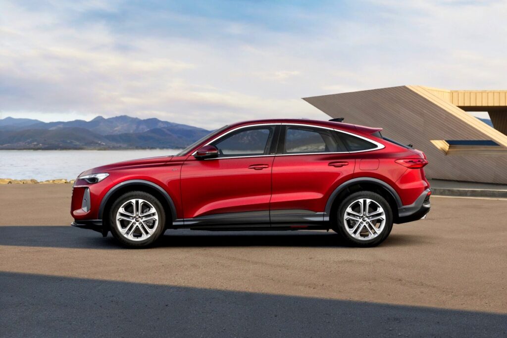 신형 디젤 SUV 실내 디자인