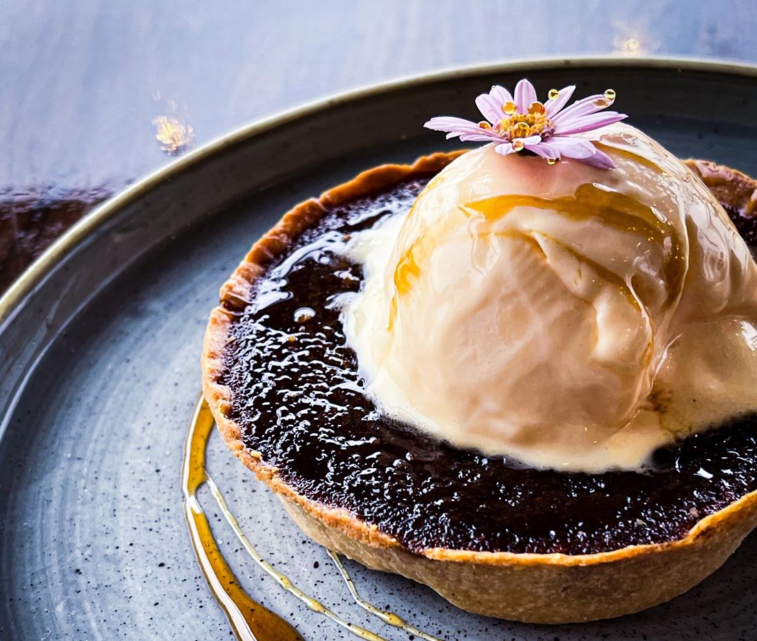 Leftover bread treacle tart