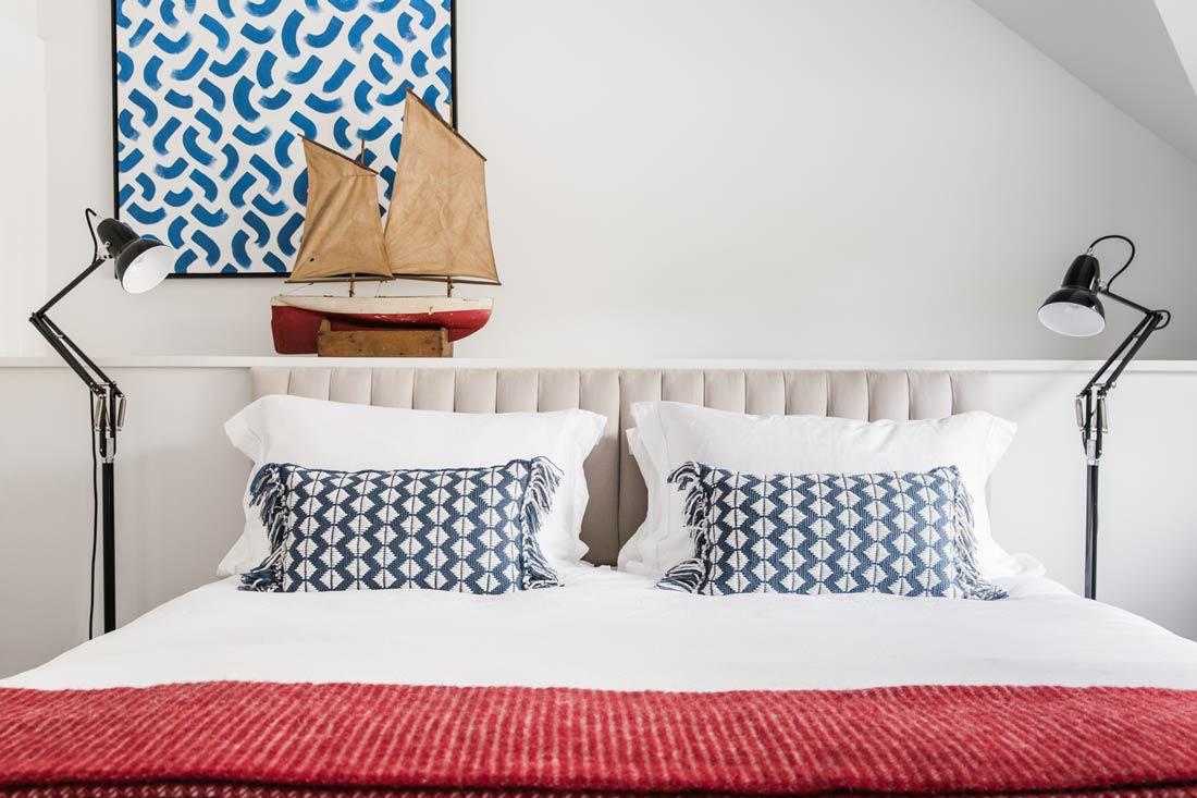 bed at the millbrook inn near salcombe