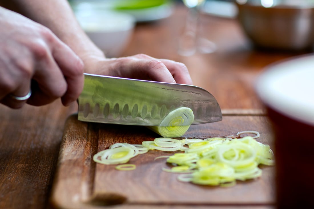 Chopping leeks