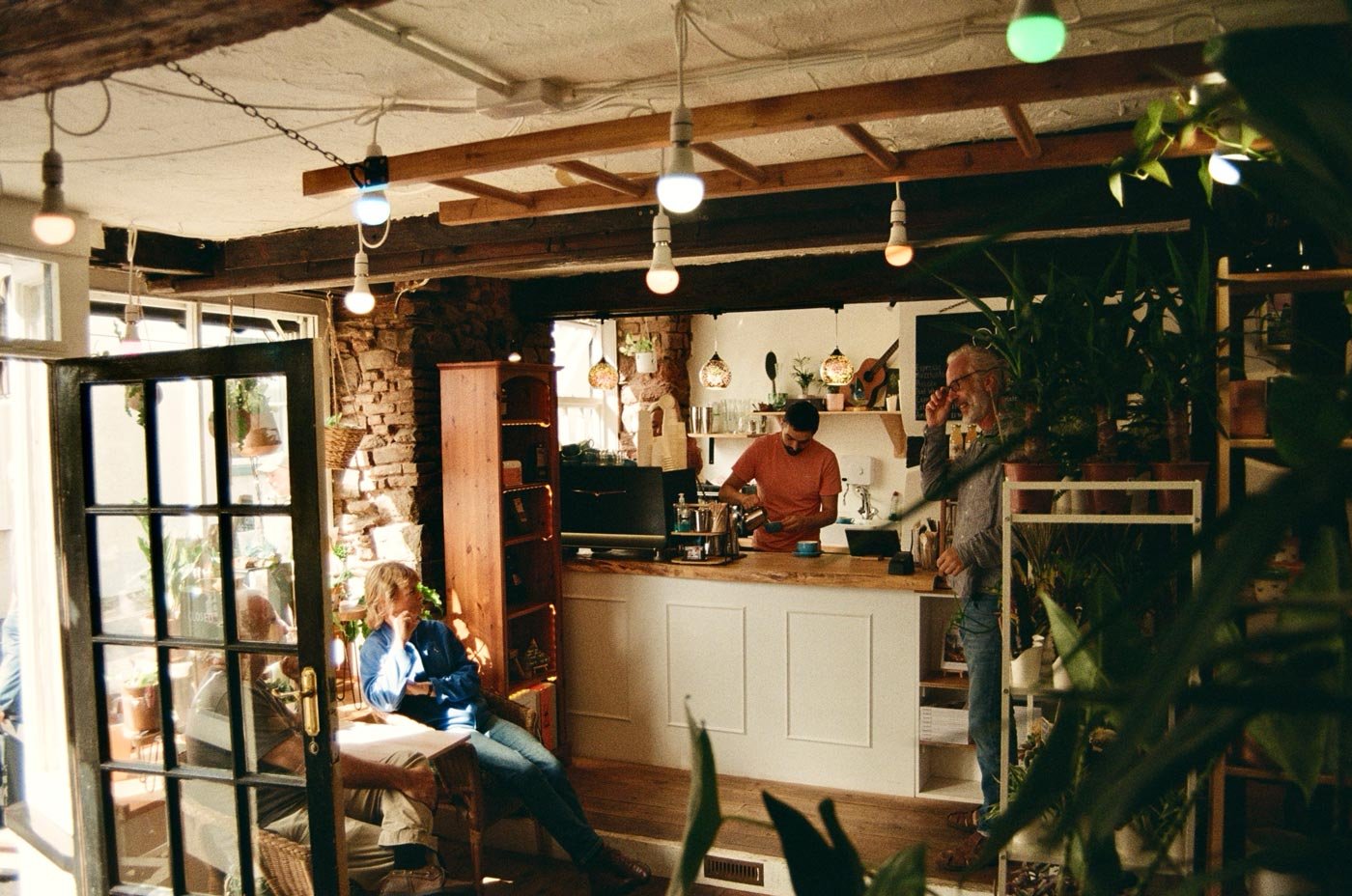 Circle, Topsham cafe