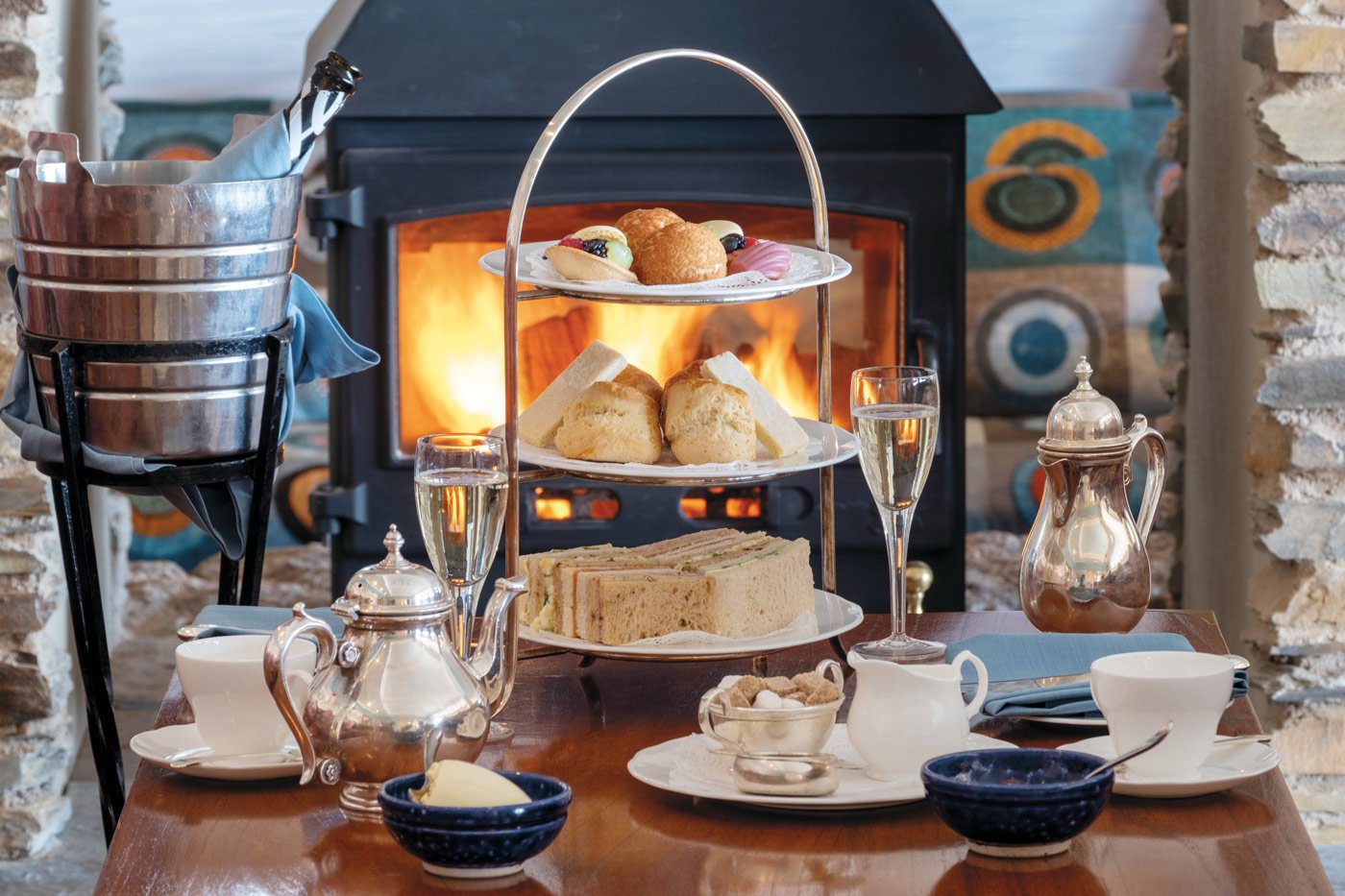 The Nare, afternoon tea