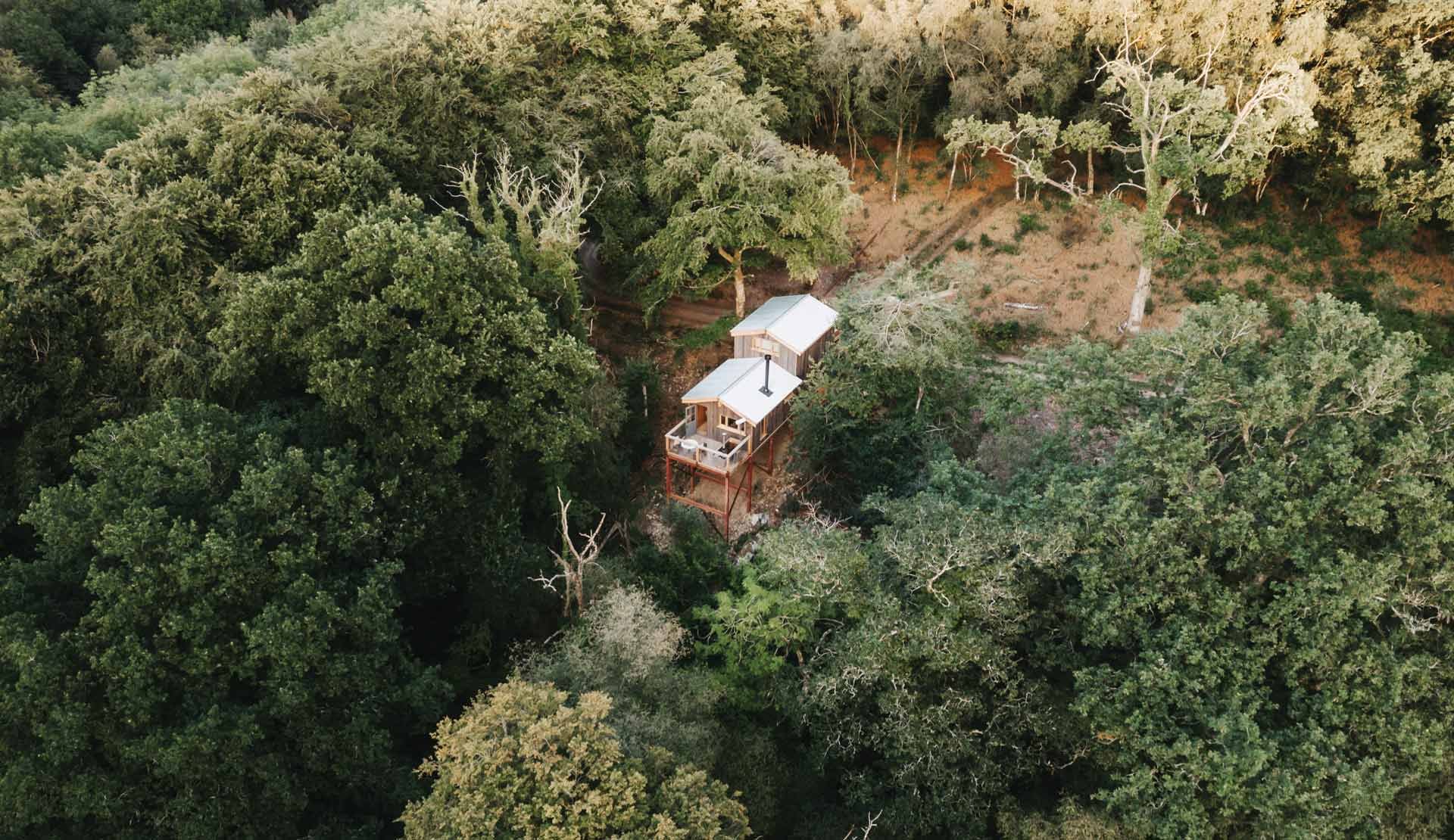 Cove Valley remote off-grid cabin in the woods