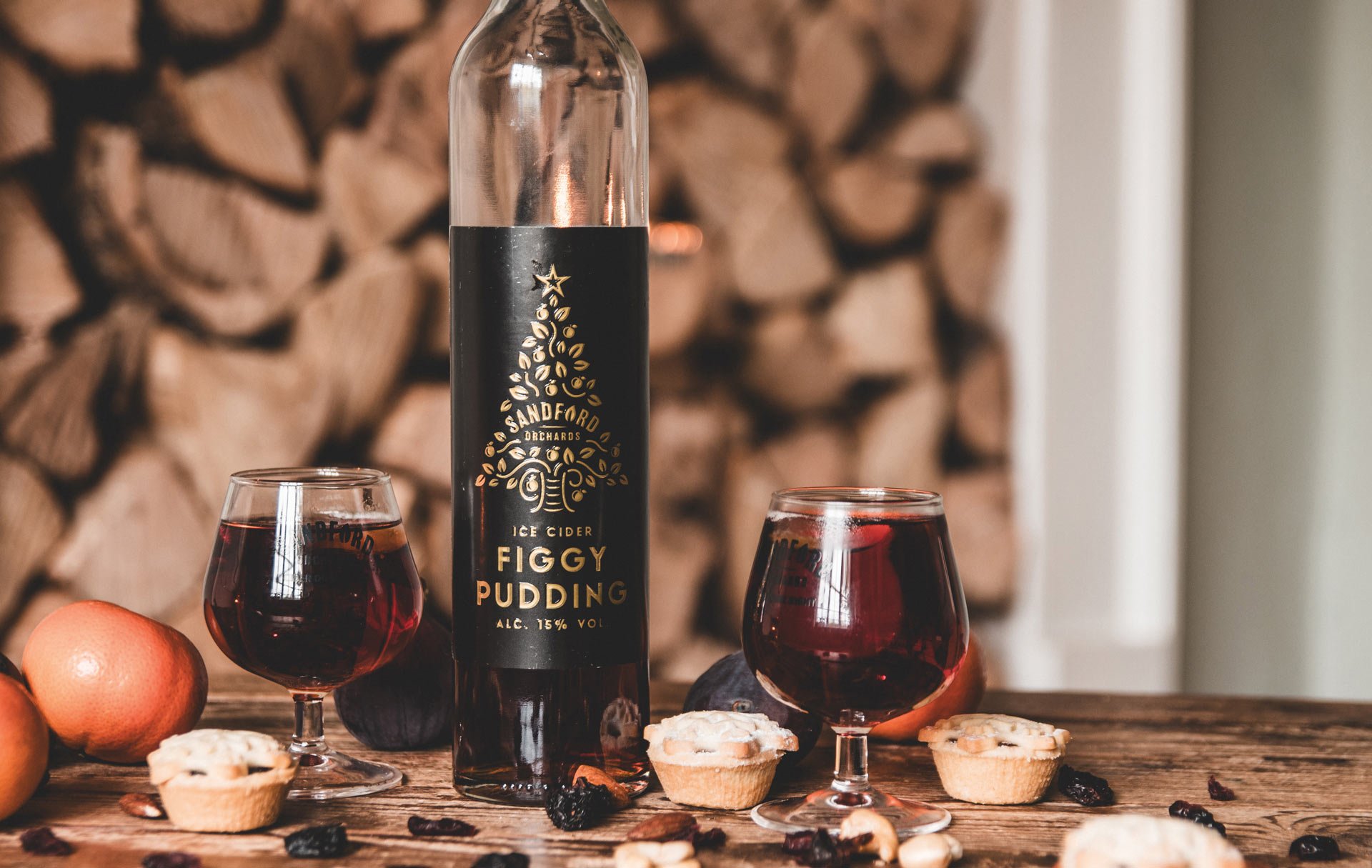 Festive joy in a glass in the form of an ice figgy cider