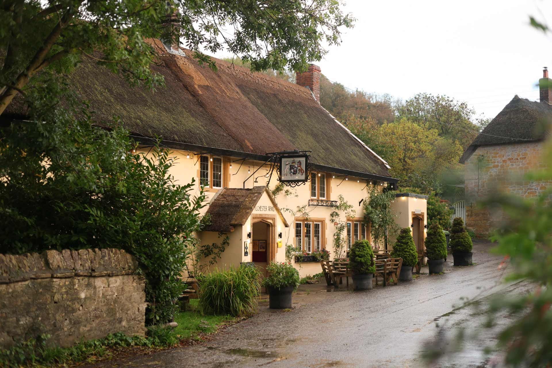 Cosy Ilchester Arms pub, perfect for festive gatherings