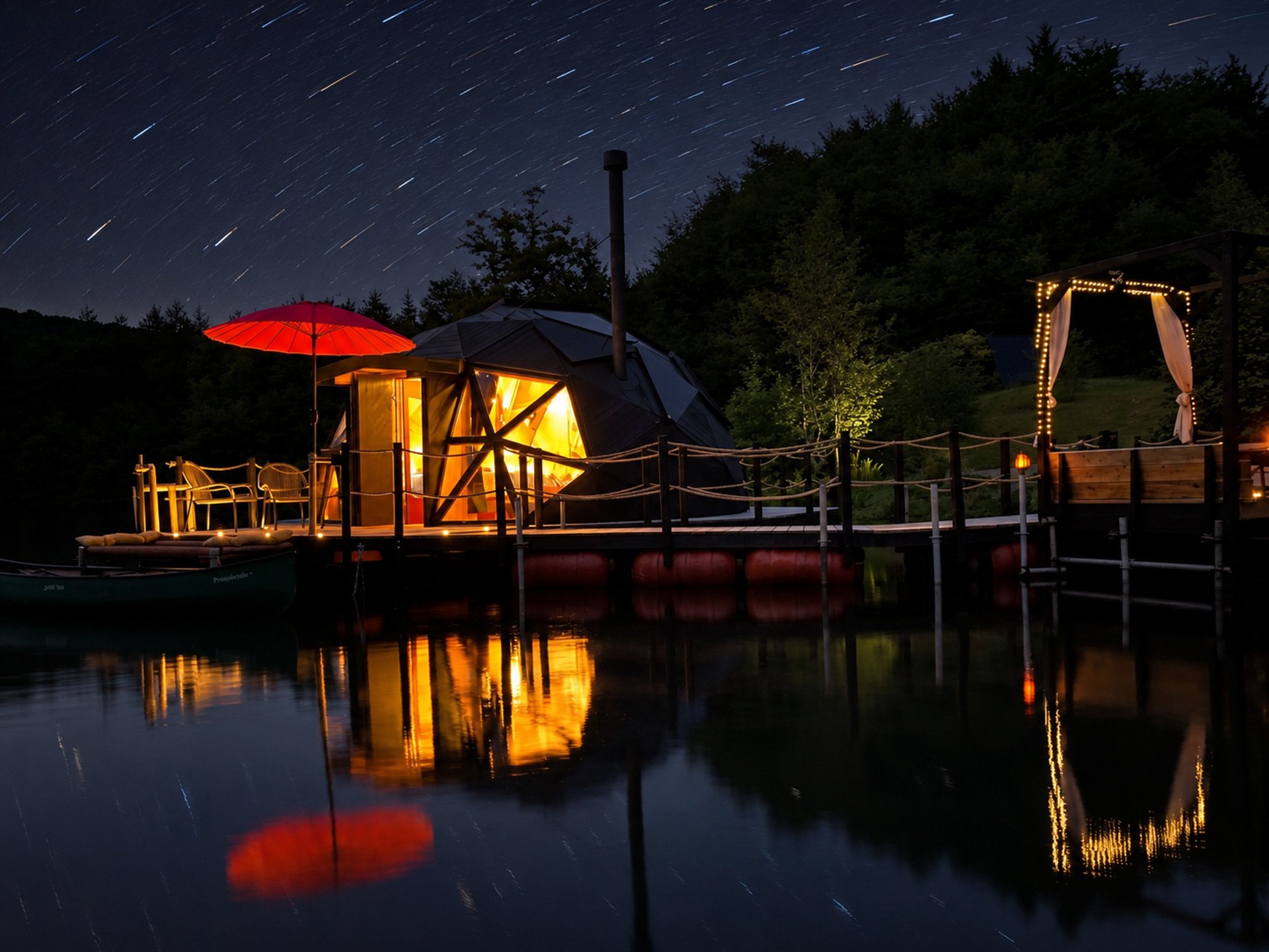 Stays for stargazing, Lilypod