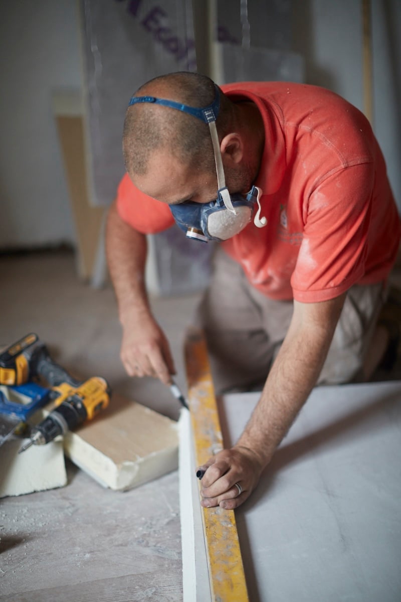 craftsman shaping window in Clovelly