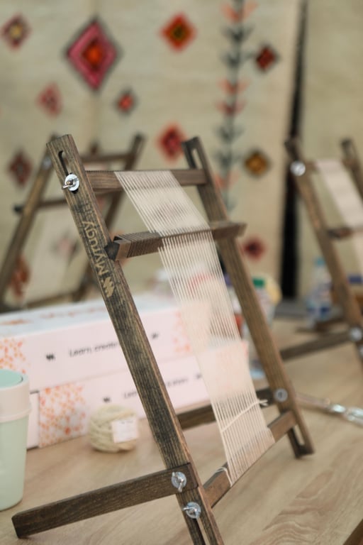 MyRugy Loom tension mechanism with MyRugy Wool warp threads.