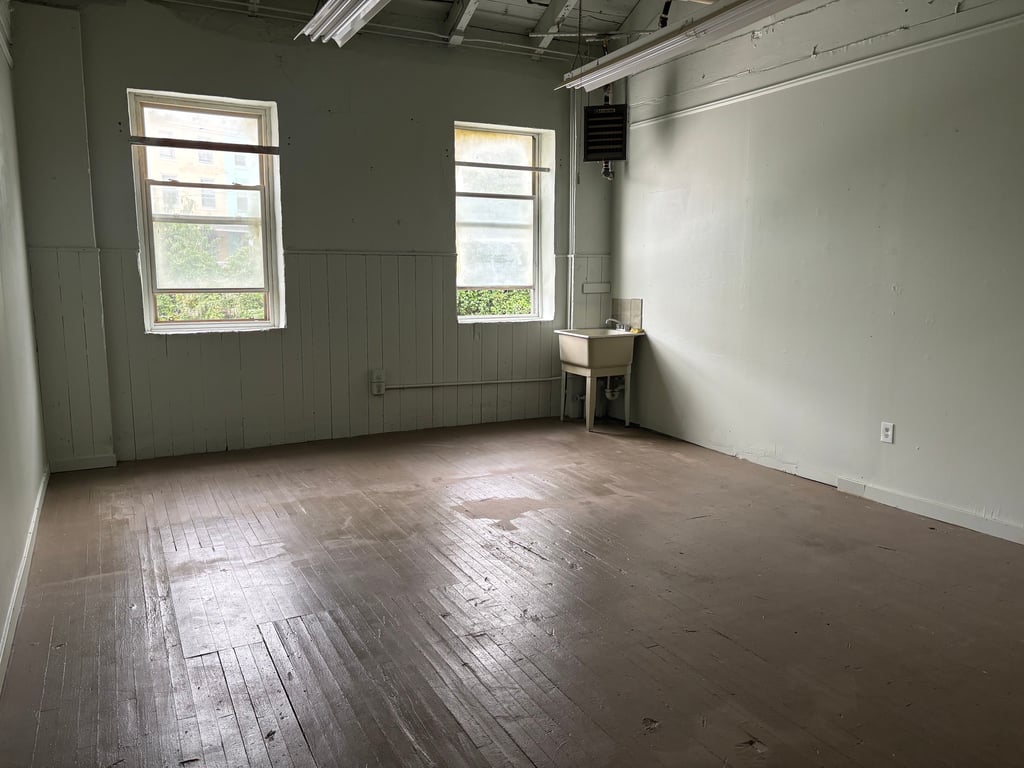 Studio interior photo 2
