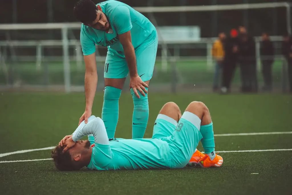 Rodri's ACL Tear: Manchester City Setback & Insights into ACL Injuries