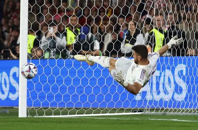GK save
