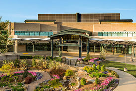 Photo of Natalie Warren Bryant Cancer Center at St. Francis Hospital in Tulsa