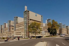 Photo of McMaster University in HAMILTON