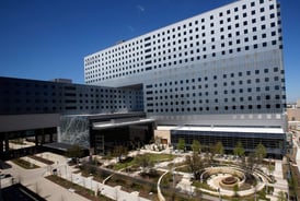 Photo of Parkland Memorial Hospital in Dallas