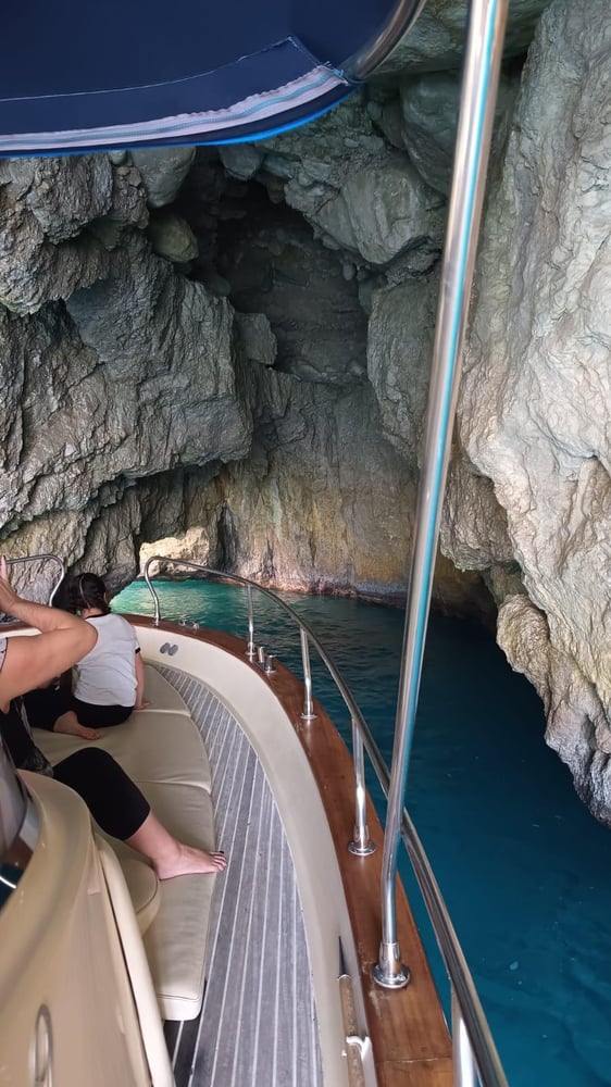 Capri Dream Cruise – Mini Crociera Collettiva all’Isola Azzurra