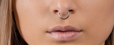 Commander Septum Piercing en ligne | BIJOUTERIA Suisse