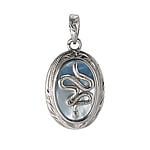 Stainless steel pendant with Sea shell. Width:15,5mm. Length:21mm. Eyelet's transverse diameter:4mm. Eyelet's longitudinal diameter:5,5mm.  Snake Leaf Plant pattern