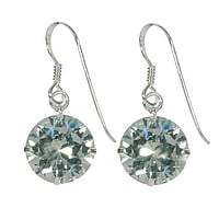 Silver earrings with zirconia. Diameter:10mm.