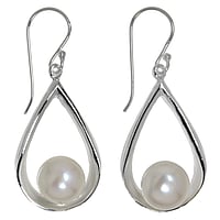 Silver earrings with pearls with Fresh water pearl. Length:27mm.  Drop drop-shape waterdrop