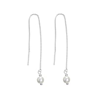 Orecchini pendenti d'argento con Perla sintetica. Larghezza:5mm. Lunghezza:9cm.