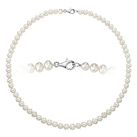 Pearl necklace out of Silver 925 with Fresh water pearl. Cross-section:7mm.