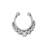 Clip nez en Argent 925 avec Cristal. Coupe transversale :1,2mm. Diamtre:8mm. Largeur:13,4mm.