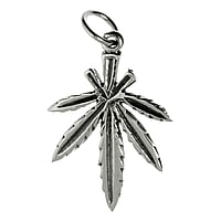 Pendentifs en argent Largeur:24mm. Diamtre d'oeillet transversal:6,2mm. Diamtre d'oeillet longitudinal:6,2mm. brillant.  Herbe Chanvre Feuille de chanvre cannabis