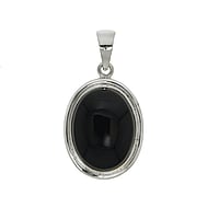 Pendentif de pierre en Argent 925 avec Onyx noir. Largeur:17mm. Longueur:21mm. Diamtre d'oeillet transversal:5,3mm. Diamtre d'oeillet longitudinal:7,3mm.