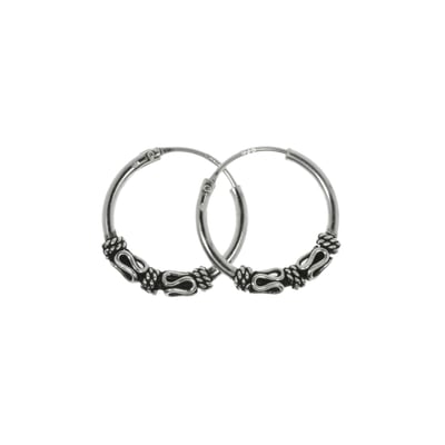 Orecchini da uomo in argento con teschio grande Orecchini da uomo in argento con teschio grande