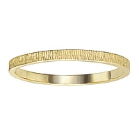 Gouden Ring Breedte:2mm. Mat en glanzend gestreept.  streep lijn ribbels