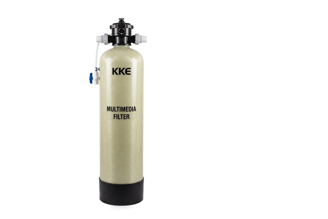 KKE W100 multimedia filter, 2,000 litres per hour — FRP pressure vessel with multiport control valve
