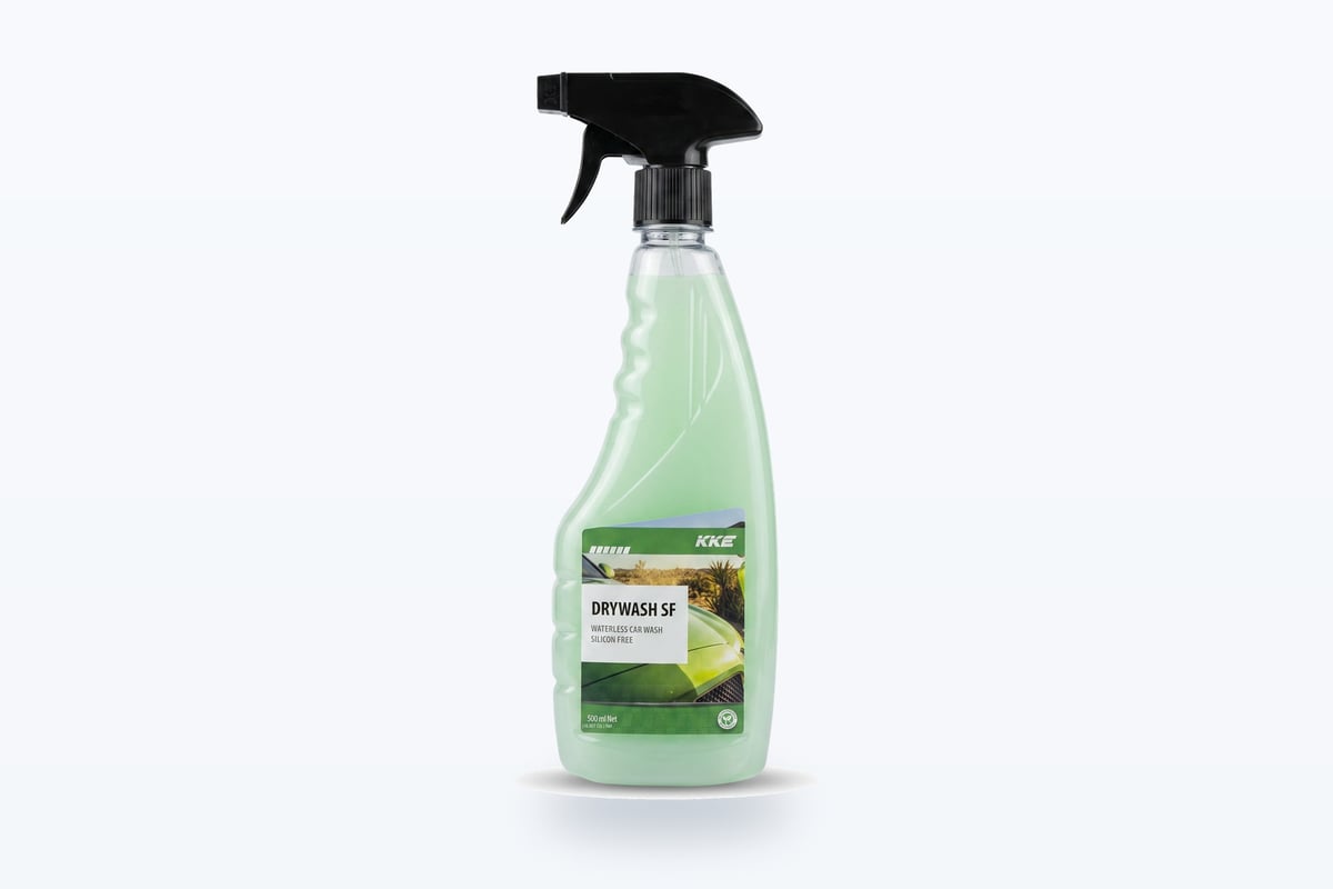 KKE DryWash SF, a 500 ml trigger-spray silicon-free waterless car wash, labelled WATERLESS CAR WASH — SILICON FREE.