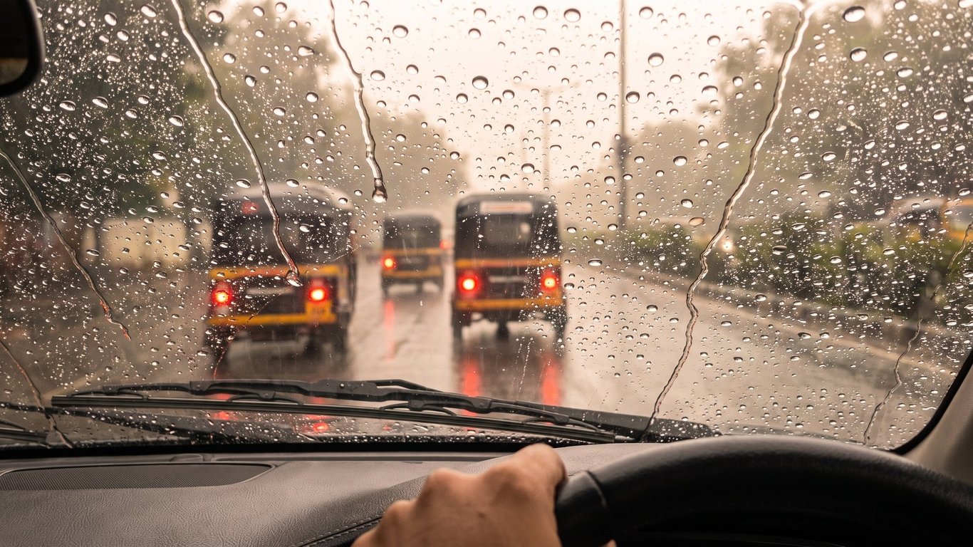 Water Repellent Glass Treatments: The Proven Monsoon Safety Upgrade for Car Owners & Detailers