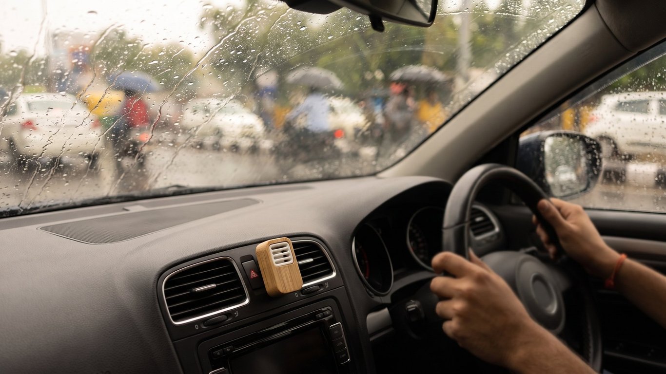 In-Car Fragrance: Placement, Longevity and Choosing for Indian Seasons
