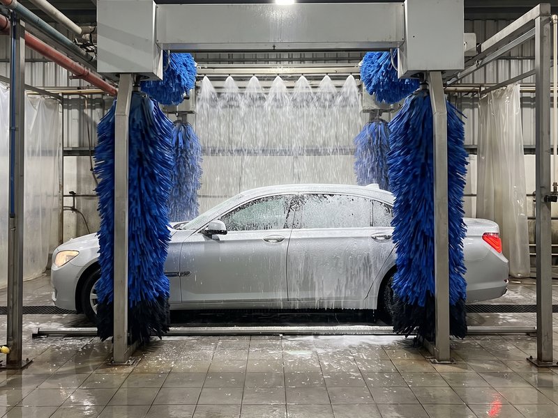 Automatic car washes