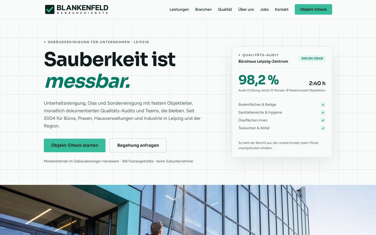 Blankenfeld Gebäudedienste Website auf einem Monitor