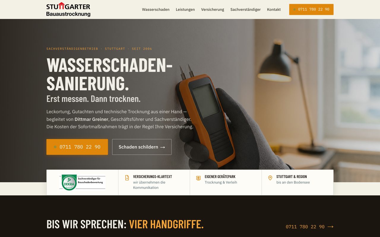 Stuttgarter Bauaustrocknung Greiner Webseite auf einem Monitor