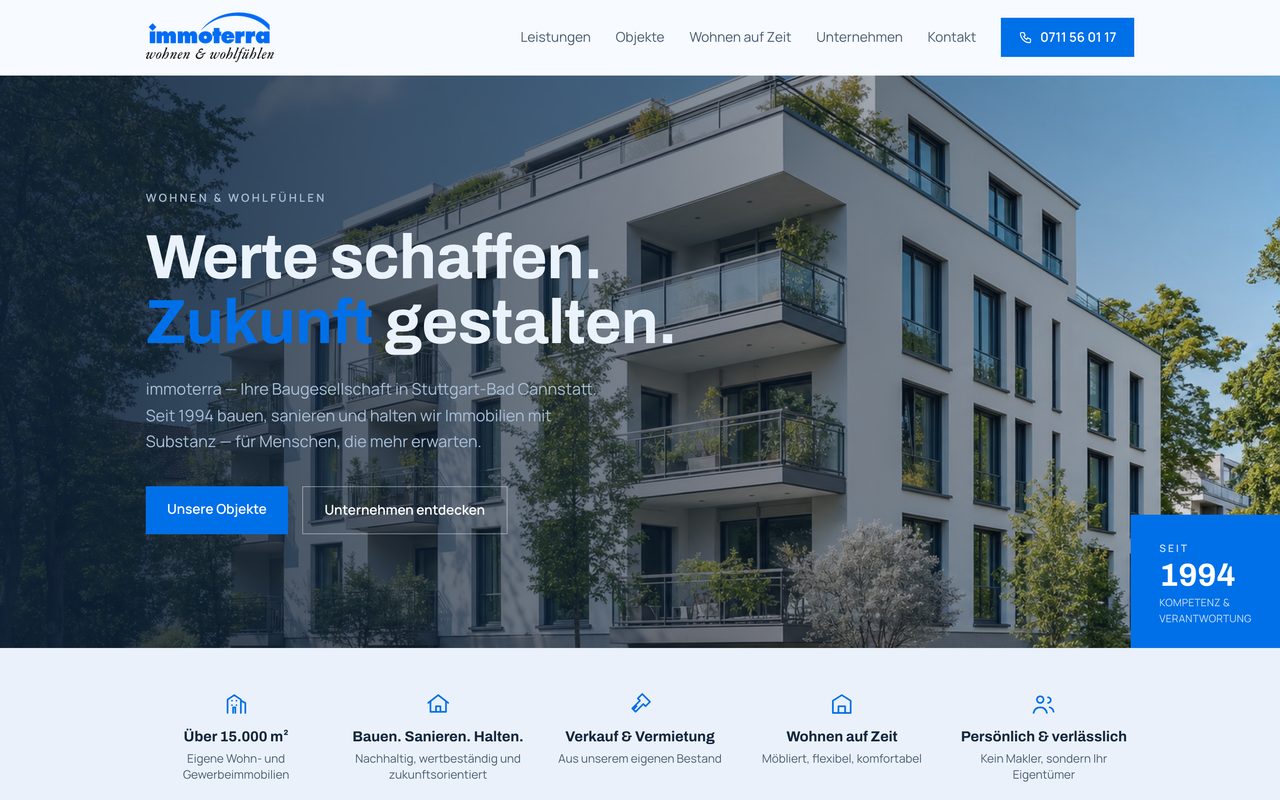 immoterra Webseite auf einem Monitor