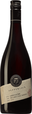 En glasflaska med Pepperjack Grenache 2020, ett rött vin från South Australia i Australien