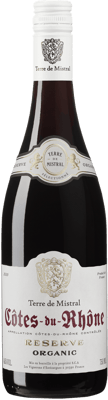 En flaska med Terre de Mistral Reserve Côtes du Rhône Organic 2021 , ett rött vin från Rhonedalen i Frankrike