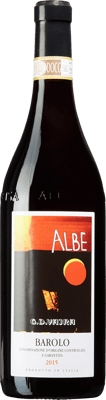 En glasflaska med Barolo Albe G.D. Vajra, ett rött vin från Piemonte i Italien