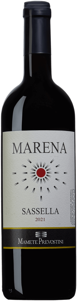 En glasflaska med Mamete Prevostini Marena Sassella 2021, ett rött vin från Lombardiet i Italien