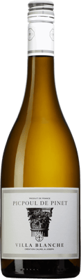 En lättare glasflaska med Picpoul de Pinet Villa Blanche, ett vitt vin från Languedoc-Roussillon i Frankrike